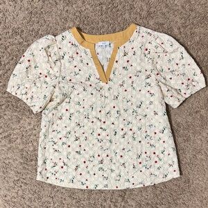 Voy Women's Floral Embroidered Puff Sleeve Top Cream V-neck size S Coquette Girl